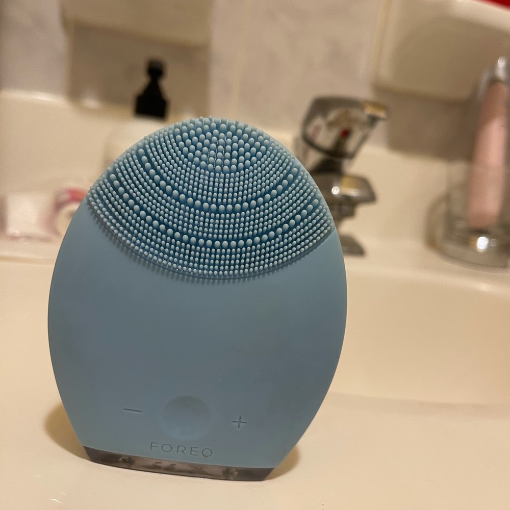foreo luna